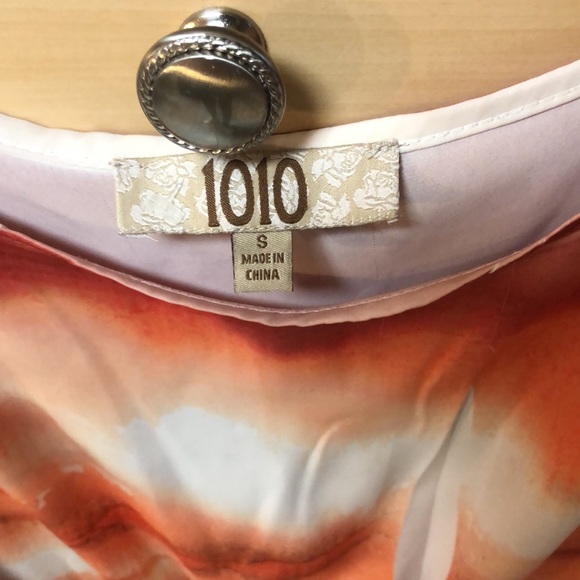 Blouse - Picture 2 of 6